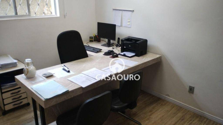 Imagem Casa com 6 Quartos à Venda, 250 m² em São Lucas - Belo Horizonte Imagem Casa com 6 Quartos à Venda, 250 m² em São Lucas - Belo Horizonte