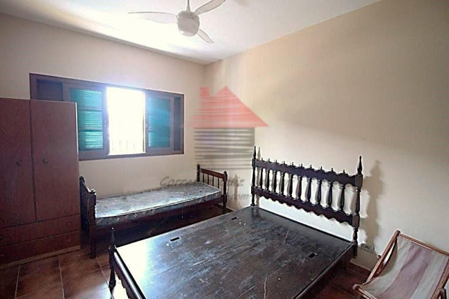 Imagem Casa com 5 Quartos à Venda, 145 m² em Belmira Novaes - Peruíbe Imagem Casa com 5 Quartos à Venda, 145 m² em Belmira Novaes - Peruíbe