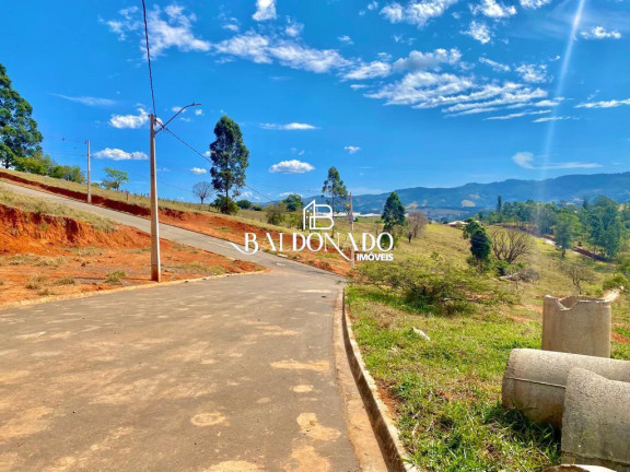 Imagem Terreno à Venda, 304 m² em Centro - Extrema Imagem Terreno à Venda, 304 m² em Centro - Extrema