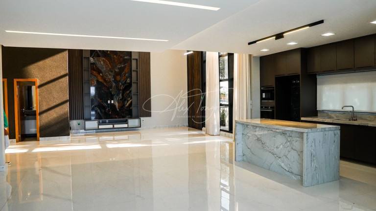 Imagem Casa com 4 Quartos à Venda, 700 m² em Boulevard Lagoa - Serra Imagem Casa com 4 Quartos à Venda, 700 m² em Boulevard Lagoa - Serra