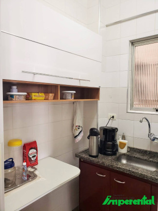 Sala Comercial à Venda, 72 m² em Vila Belmiro - Santos
