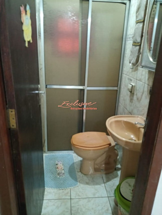 Imagem Casa com 4 Quartos à Venda, 300 m²