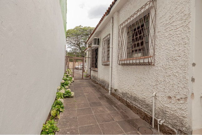 Imagem Terreno à Venda, 562 m² em Menino Deus - Porto Alegre Imagem Terreno à Venda, 562 m² em Menino Deus - Porto Alegre