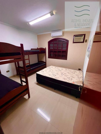 Imagem Casa com 3 Quartos à Venda, 370 m² em Centro - Bertioga