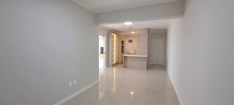 Imagem Apartamento com 3 Quartos à Venda, 102 m² em Centro - Balneário Camboriú Imagem Apartamento com 3 Quartos à Venda, 102 m² em Centro - Balneário Camboriú
