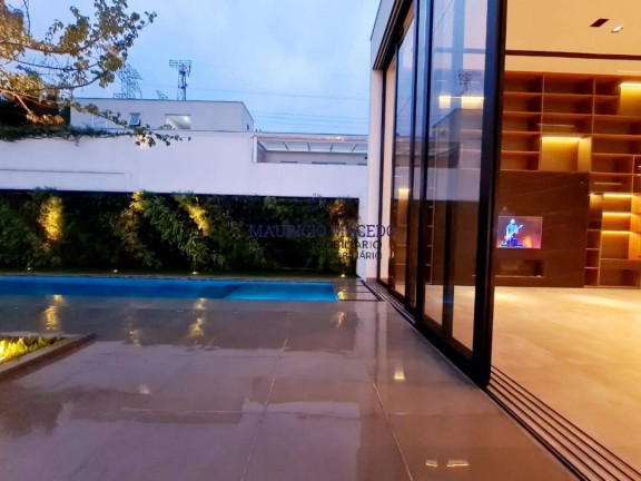 Imagem Casa com 5 Quartos à Venda, 1.060 m² em Tambore - Santana De Parnaíba