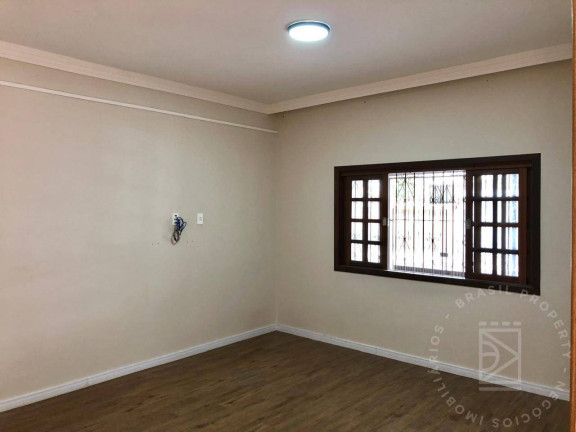 Imagem Casa com 4 Quartos à Venda, 240 m² em Bosque Dos Eucaliptos - São José Dos Campos