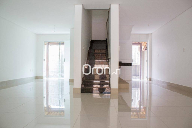 Imagem Sobrado com 3 Quartos à Venda, 161 m² em Sítios Santa Luzia - Aparecida De Goiânia