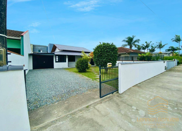 Imagem Casa com 2 Quartos à Venda, 325 m² em Salinas - Balneário Barra Do Sul Imagem Casa com 2 Quartos à Venda, 325 m² em Salinas - Balneário Barra Do Sul