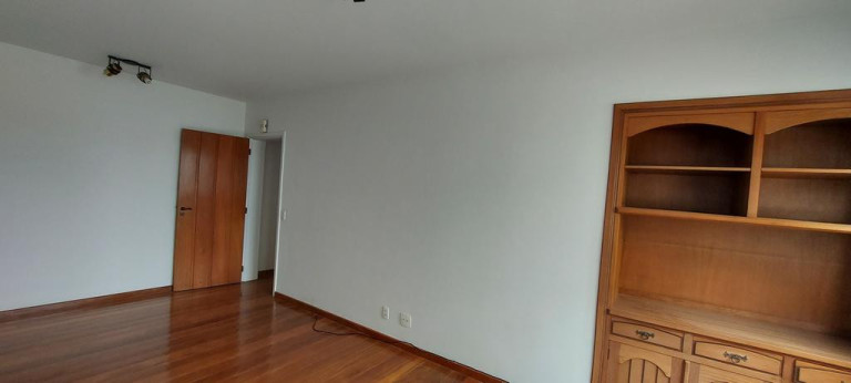 Apartamento com 4 Quartos à Venda, 280 m² em Cambuí - Campinas