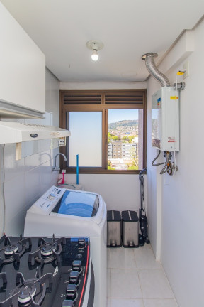 Imagem Apartamento com 2 Quartos à Venda, 61 m² em Jardim Do Salso - Porto Alegre