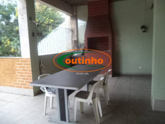 Imagem Casa com 5 Quartos à Venda, 520 m² em Grajaú - Rio De Janeiro