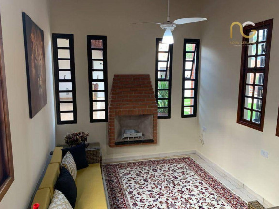 Imagem Casa com 3 Quartos à Venda, 220 m² em Balneário Flórida - Praia Grande Imagem Casa com 3 Quartos à Venda, 220 m² em Balneário Flórida - Praia Grande
