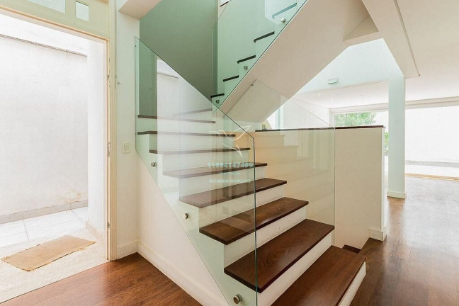 Imagem Casa com 4 Quartos à Venda, 310 m² em Chácara Klabin - São Paulo Imagem Casa com 4 Quartos à Venda, 310 m² em Chácara Klabin - São Paulo