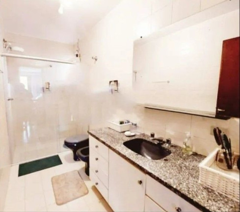 Imagem Casa com 5 Quartos à Venda, 427 m² em Centro - Guaratuba