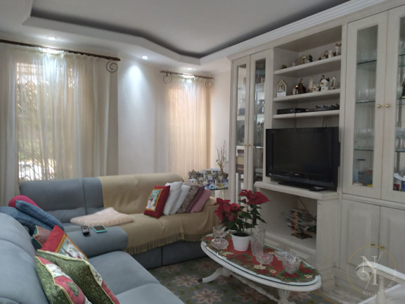 Sobrado com 3 Quartos à Venda, 250 m² em Vila Maranduba - Guarulhos