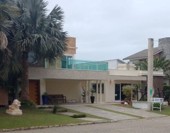 Casa com 5 Quartos à Venda, 356 m² em Bouganville - Peruíbe