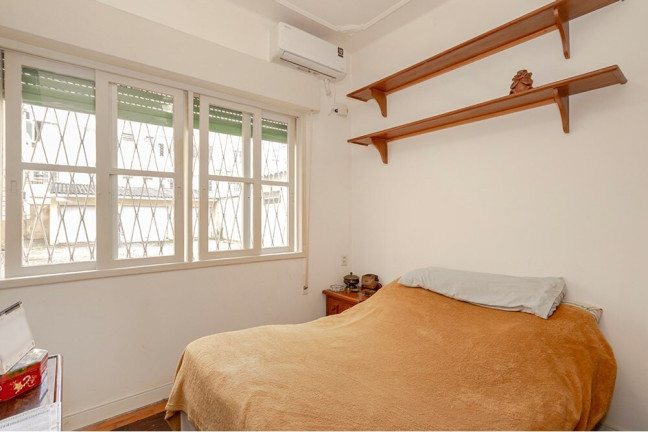 Imagem Apartamento com 2 Quartos à Venda, 76 m² em Menino Deus - Porto Alegre