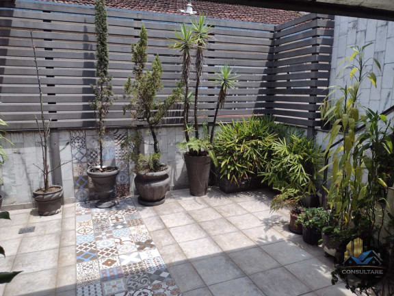 Imagem Casa com 3 Quartos para Alugar, 320 m² em Gonzaga - Santos