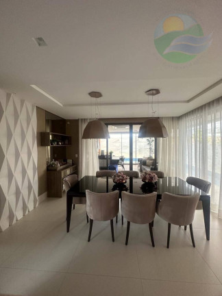 Imagem Casa de Condomínio com 4 Quartos à Venda, 400 m²