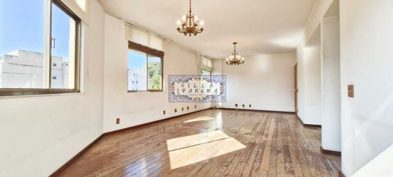 Imagem Apartamento com 3 Quartos à Venda, 130 m² em Laranjeiras - Rio De Janeiro Imagem Apartamento com 3 Quartos à Venda, 130 m² em Laranjeiras - Rio De Janeiro