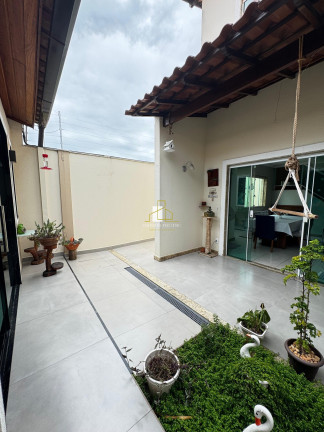 Casa com 3 Quartos à Venda, 190 m² em Morada De Laranjeiras - Serra