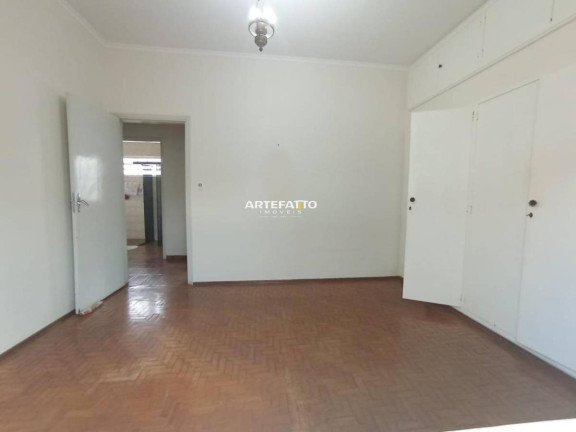 Imagem Casa com 3 Quartos à Venda, 325 m²