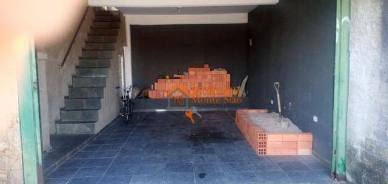 Imagem Sobrado com 6 Quartos à Venda, 245 m² em Cidade Soberana - Guarulhos Imagem Sobrado com 6 Quartos à Venda, 245 m² em Cidade Soberana - Guarulhos