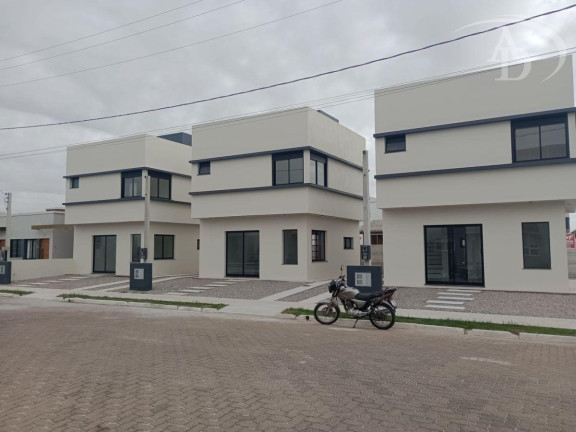 Imagem Casa com 2 Quartos à Venda, 75 m² em Cassino - Rio Grande