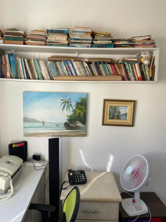 Imagem Imóvel com 3 Quartos à Venda, 70 m² Imagem Imóvel com 3 Quartos à Venda, 70 m²