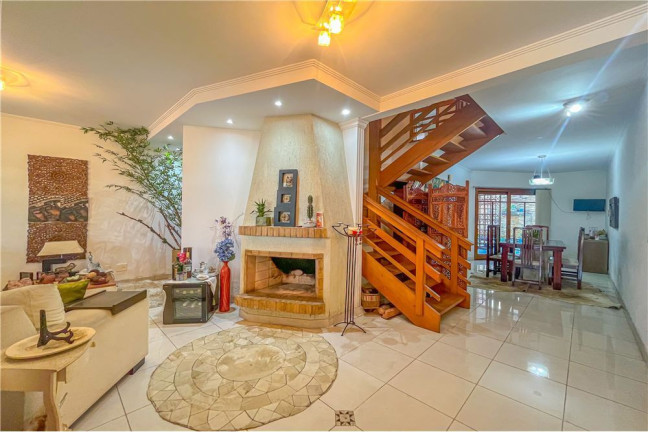 Imagem Casa com 3 Quartos à Venda, em Jardim Itu - Porto Alegre Imagem Casa com 3 Quartos à Venda, em Jardim Itu - Porto Alegre