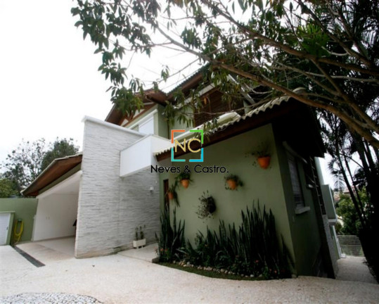 Imagem Casa com 4 Quartos à Venda, 720 m² em Lagoa Da Conceição - Florianópolis Imagem Casa com 4 Quartos à Venda, 720 m² em Lagoa Da Conceição - Florianópolis