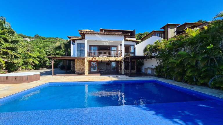 Imagem Casa com 6 Quartos à Venda, 800 m² em João Fernandes - Armação Dos Búzios Imagem Casa com 6 Quartos à Venda, 800 m² em João Fernandes - Armação Dos Búzios