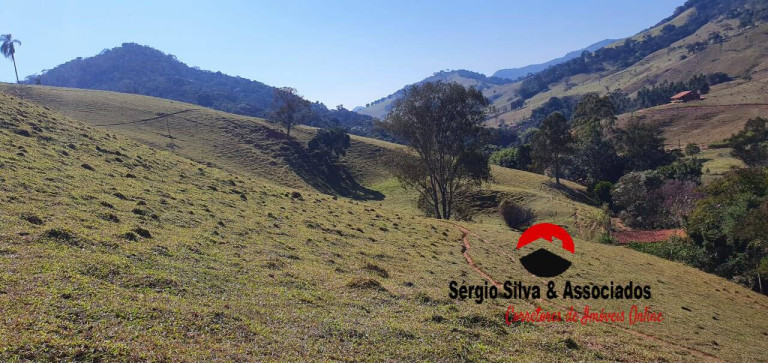 Imagem Chácara com 2 Quartos à Venda, 10 m² em Campos Do Jordão