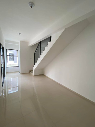 Imagem Casa com 3 Quartos à Venda, 104 m² em Icaraí - Caucaia