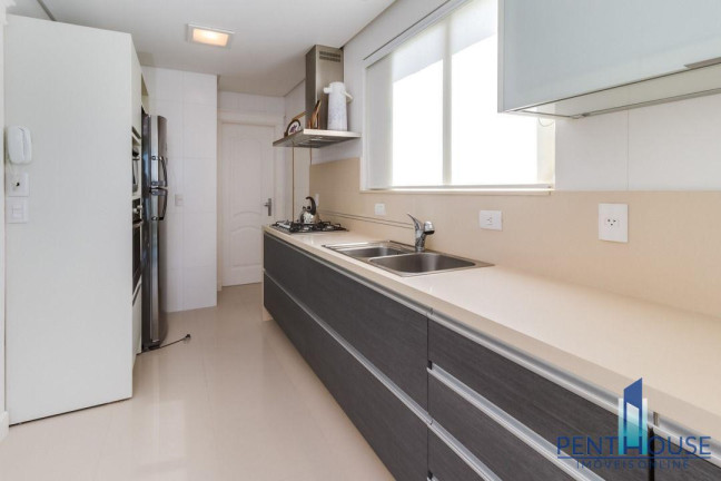 Imagem Apartamento com 3 Quartos à Venda, 170 m² em Centro - Balneário Camboriú Imagem Apartamento com 3 Quartos à Venda, 170 m² em Centro - Balneário Camboriú