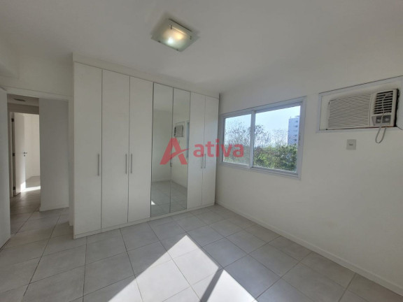 Imagem Apartamento com 4 Quartos à Venda, 106 m² em Barra Da Tijuca - Rio De Janeiro