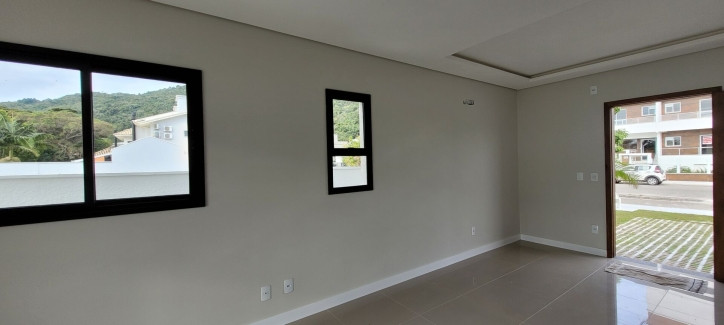 Imagem Casa com 3 Quartos à Venda, 229 m² em Cachoeira Do Bom Jesus - Florianópolis Imagem Casa com 3 Quartos à Venda, 229 m² em Cachoeira Do Bom Jesus - Florianópolis