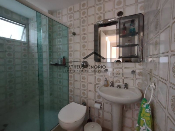 Imagem Apartamento com 3 Quartos à Venda, 125 m²