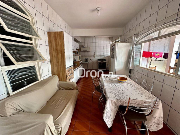 Imagem Casa com 3 Quartos à Venda, 214 m² em Rodoviário - Goiânia Imagem Casa com 3 Quartos à Venda, 214 m² em Rodoviário - Goiânia
