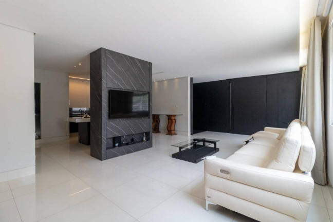 Imagem Apartamento com 2 Quartos à Venda, 164 m² em Lourdes - Belo Horizonte Imagem Apartamento com 2 Quartos à Venda, 164 m² em Lourdes - Belo Horizonte