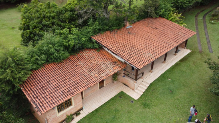 Chácara com 6 Quartos à Venda, 2.900 m² em Batatuba - Piracaia