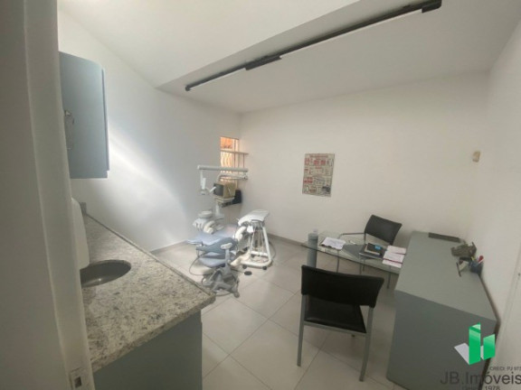 Imagem Sala Comercial à Venda, 230 m² em Centro - Montes Claros