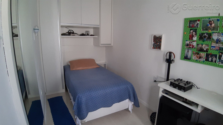 Imagem Casa com 8 Quartos à Venda, 190 m² em Agronômica - Florianópolis Imagem Casa com 8 Quartos à Venda, 190 m² em Agronômica - Florianópolis