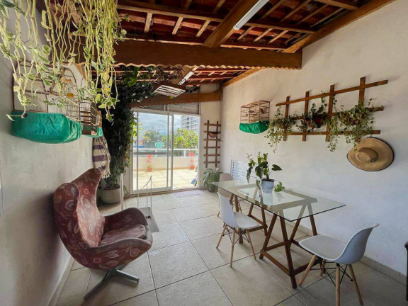 Casa com 3 Quartos à Venda, 115 m² em Aviação - Praia Grande