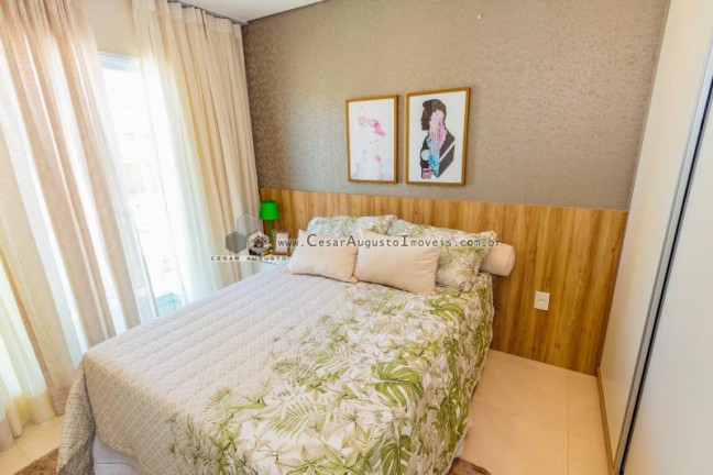 Imagem Casa de Condomínio com 3 Quartos à Venda, 98 m²