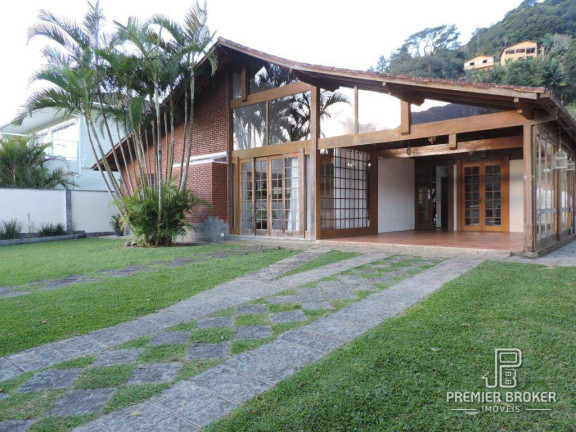Casa com 4 Quartos à Venda, 230 m² em Carlos Guinle - Teresópolis