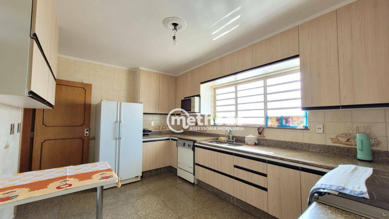 Imagem Casa com 4 Quartos à Venda, 500 m² em Jardim Nossa Senhora Auxiliadora - Campinas Imagem Casa com 4 Quartos à Venda, 500 m² em Jardim Nossa Senhora Auxiliadora - Campinas