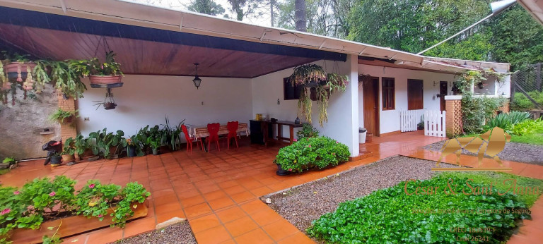 Imagem Casa com 5 Quartos à Venda, 986 m² em Jardim Do Embaixador - Campos Do Jordão