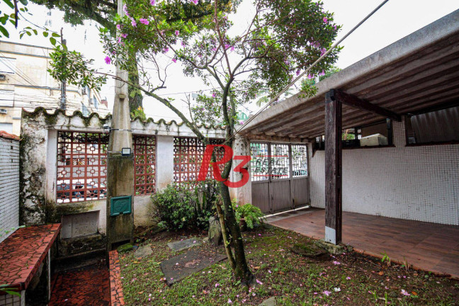 Imagem Sobrado com 4 Quartos à Venda, 261 m² em Encruzilhada - Santos